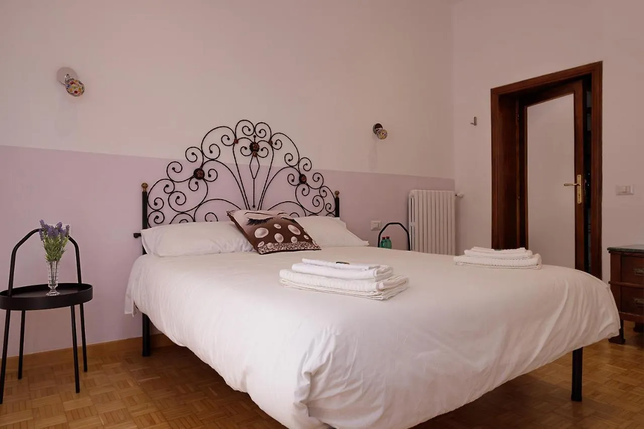 Bed & Breakfast G&G Napoli Bed and Breakfast Italien
